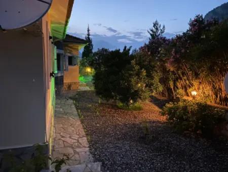 Bungalow Zu Verkaufen In Akkaya Taşliburunda