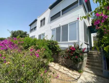 Dalaman Da Deniz Manzaralı Satılık Muhteşem Villa